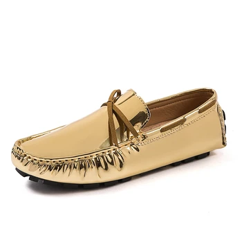 2023 Erkek Penny Loafer'lar Altın Siyah Rugan moda makosen ayakkabı sürüş ayakkabısı Daireler Üzerinde Kayma Tekne Ayakkabı Artı Boyutu 35 ~ 48