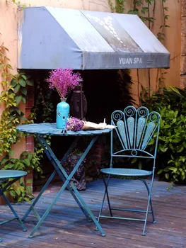 Amerikan country Demir Sanat retro açık katlanır masa ve sandalye seti açık avlu masa ve sandalye üç parçalı set bahçe bal