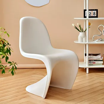 INS Tarzı İskandinav Yemek Sandalyesi Plastik Yaratıcı Eğlence Yemek Sandalyesi Ev İstiflenebilir Ergonomik Arkalığı Restoran Sandalye Mobilya